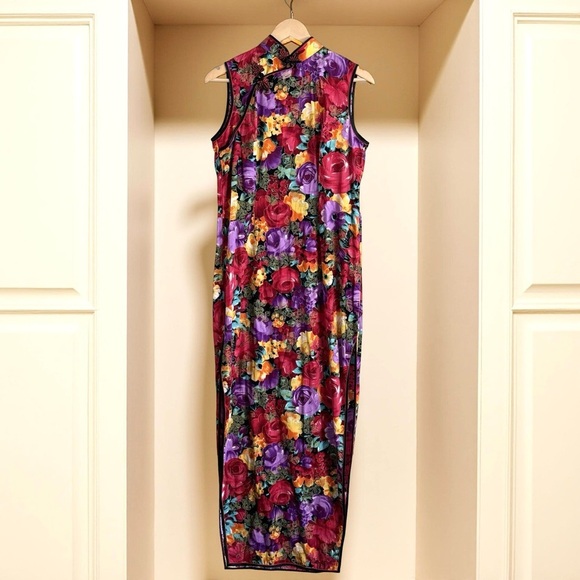 Vintage Dresses & Skirts - Vintage 90s/Y2K Blue Floral body hugging,Chinese Maxi Slip Dress,bold floral